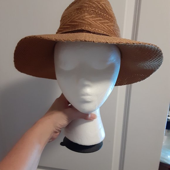Scala Pronto tan woven floppy hat w Brown Thin Hatband - Picture 3 of 10